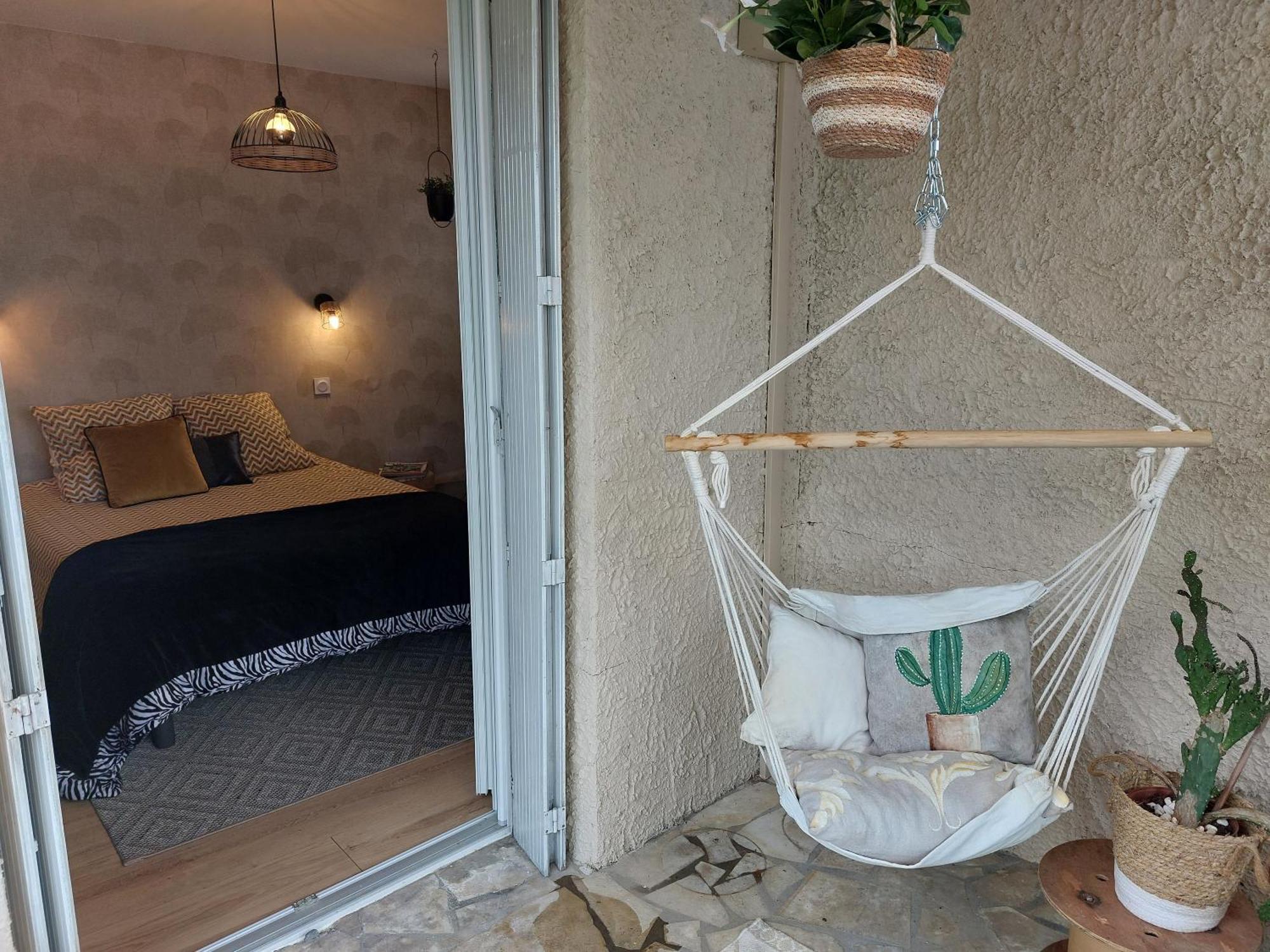 La Terrasse De Roxane